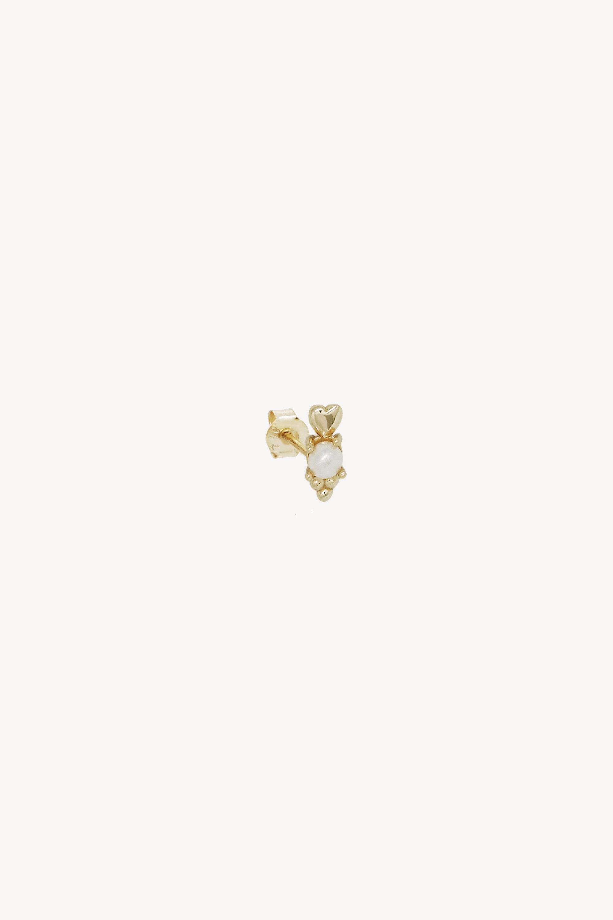 Single Pearl Heart Stud Gold